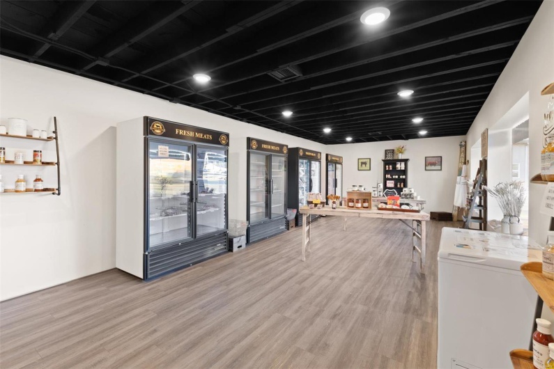 317 East Columbia, Farmington, Missouri 63640, ,Commercial Sale,For Sale,East Columbia,MAR25011656