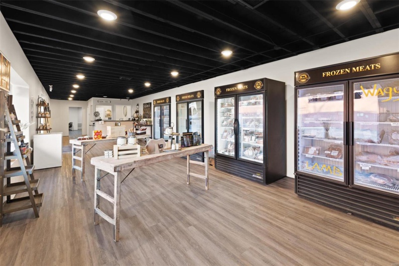 317 East Columbia, Farmington, Missouri 63640, ,Commercial Sale,For Sale,East Columbia,MAR25011656