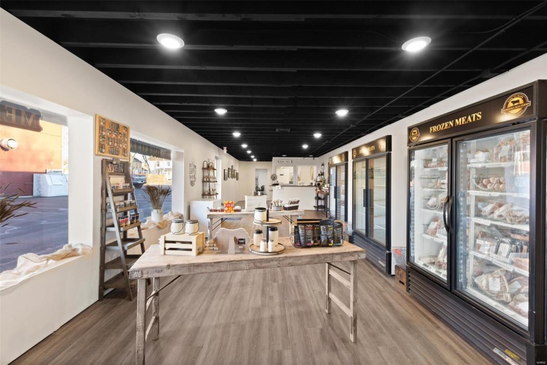 317 East Columbia, Farmington, Missouri 63640, ,Commercial Sale,For Sale,East Columbia,MAR25011656