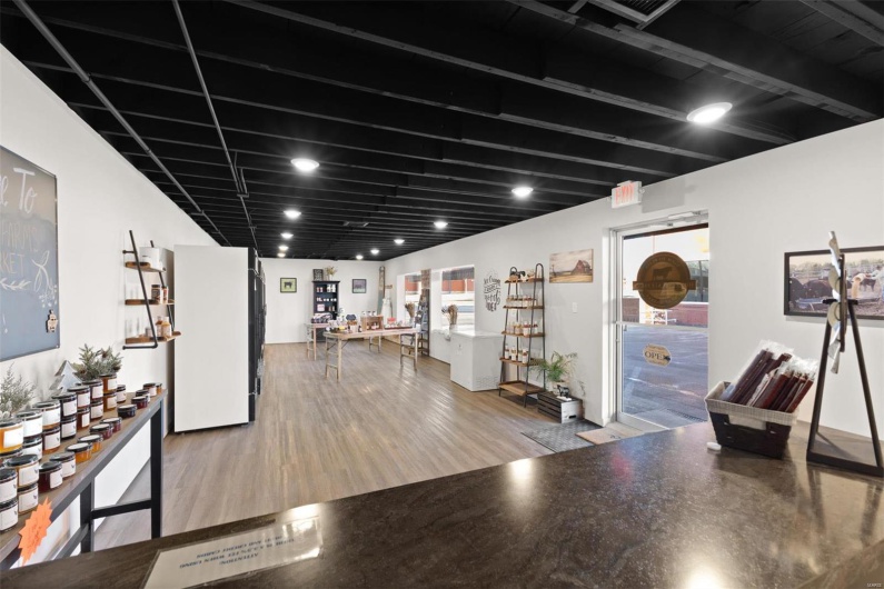 317 East Columbia, Farmington, Missouri 63640, ,Commercial Sale,For Sale,East Columbia,MAR25011656