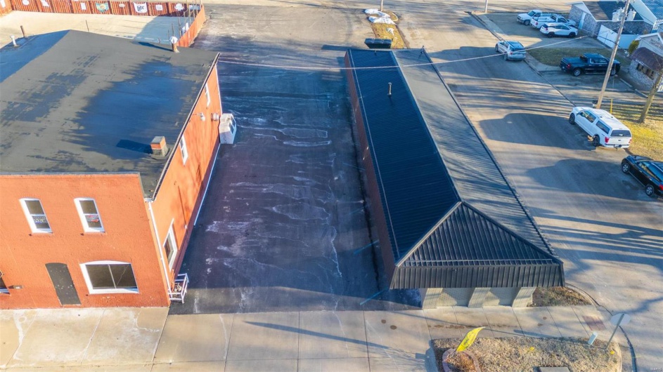 317 East Columbia, Farmington, Missouri 63640, ,Commercial Sale,For Sale,East Columbia,MAR25011656