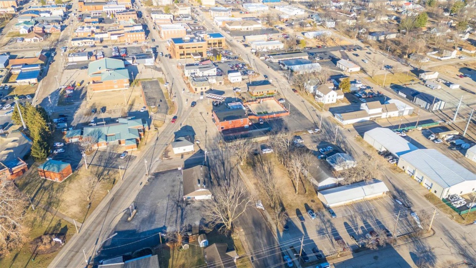 317 East Columbia, Farmington, Missouri 63640, ,Commercial Sale,For Sale,East Columbia,MAR25011656