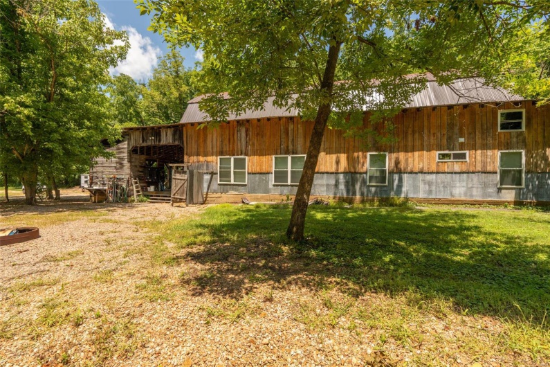 420 Business HH, Piedmont, Missouri 63957, 2 Bedrooms Bedrooms, 7 Rooms Rooms,1 BathroomBathrooms,Residential,For Sale,Business HH,MAR24046759