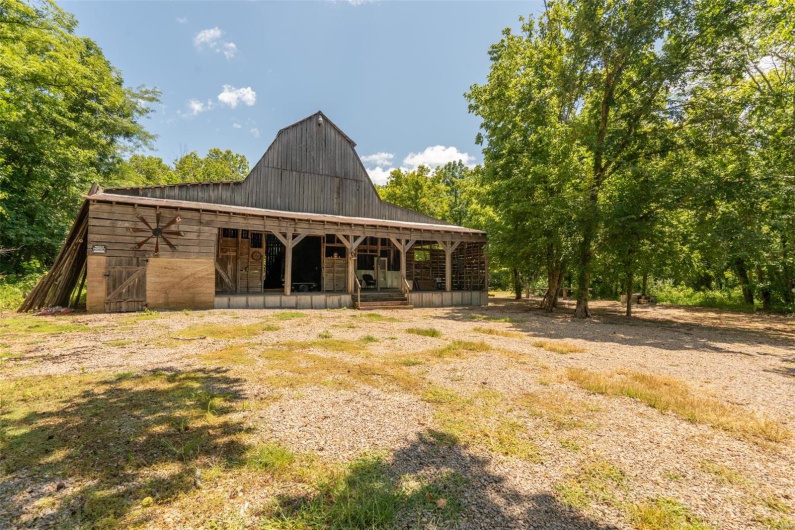 420 Business HH, Piedmont, Missouri 63957, 2 Bedrooms Bedrooms, 7 Rooms Rooms,1 BathroomBathrooms,Residential,For Sale,Business HH,MAR24046759