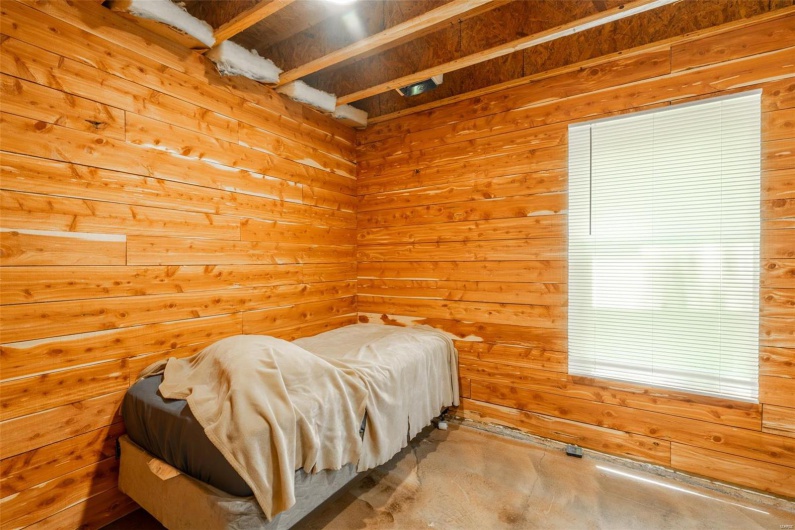 420 Business HH, Piedmont, Missouri 63957, 2 Bedrooms Bedrooms, 7 Rooms Rooms,1 BathroomBathrooms,Residential,For Sale,Business HH,MAR24046759