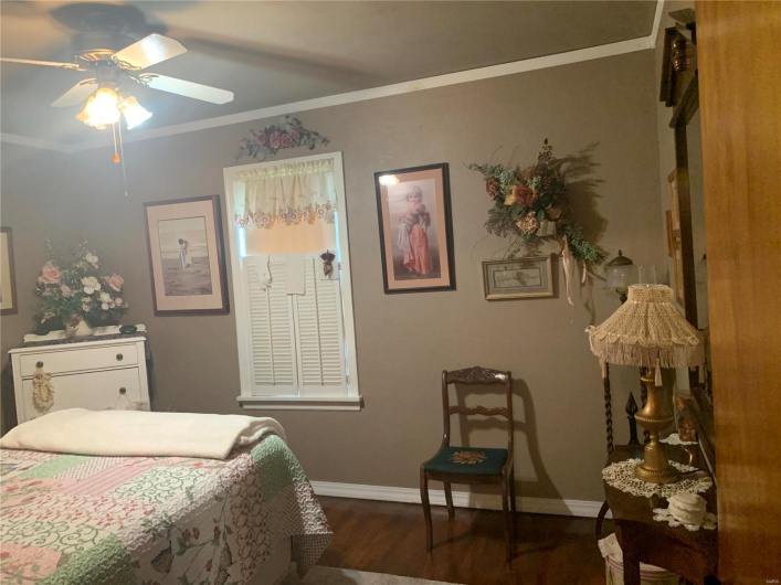 526 Ste Maries Street, Perryville, Missouri 63775, 2 Bedrooms Bedrooms, 5 Rooms Rooms,1 BathroomBathrooms,Residential,For Sale,Ste Maries,MAR25003028