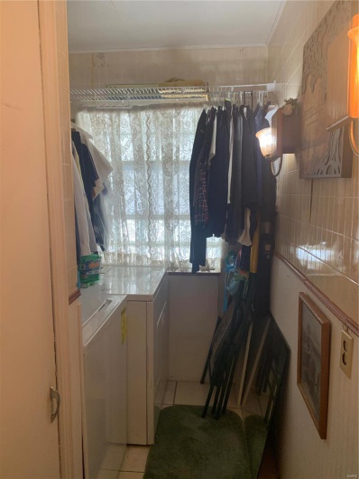526 Ste Maries Street, Perryville, Missouri 63775, 2 Bedrooms Bedrooms, 5 Rooms Rooms,1 BathroomBathrooms,Residential,For Sale,Ste Maries,MAR25003028