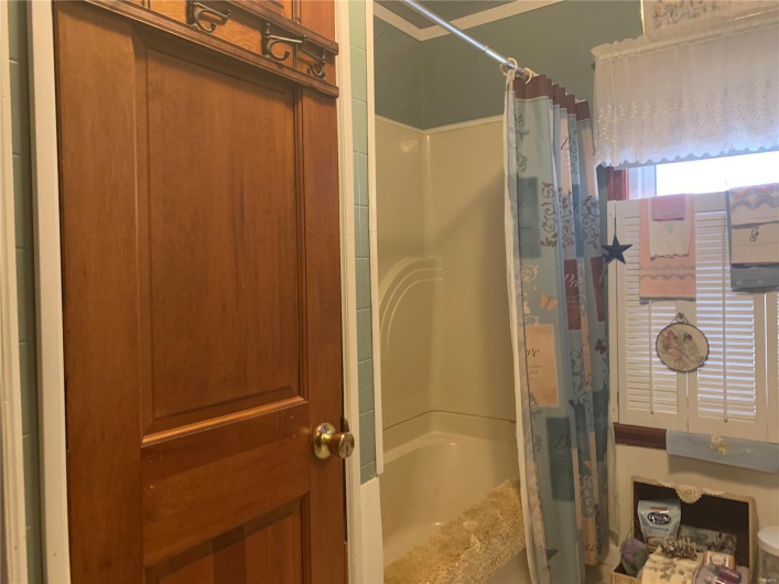 526 Ste Maries Street, Perryville, Missouri 63775, 2 Bedrooms Bedrooms, 5 Rooms Rooms,1 BathroomBathrooms,Residential,For Sale,Ste Maries,MAR25003028