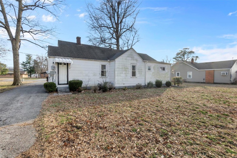 500 W Main Street, Portageville, Missouri 63873, 3 Bedrooms Bedrooms, 9 Rooms Rooms,1 BathroomBathrooms,Residential,For Sale,W Main,MAR25012096