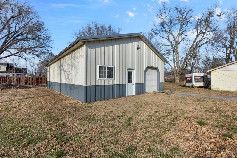 500 W Main Street, Portageville, Missouri 63873, 3 Bedrooms Bedrooms, 9 Rooms Rooms,1 BathroomBathrooms,Residential,For Sale,W Main,MAR25012096