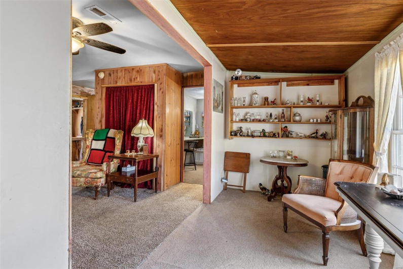 631 Columbia Drive, Bismarck, Missouri 63624, 3 Bedrooms Bedrooms, 7 Rooms Rooms,1 BathroomBathrooms,Residential,For Sale,Columbia,MAR25012146
