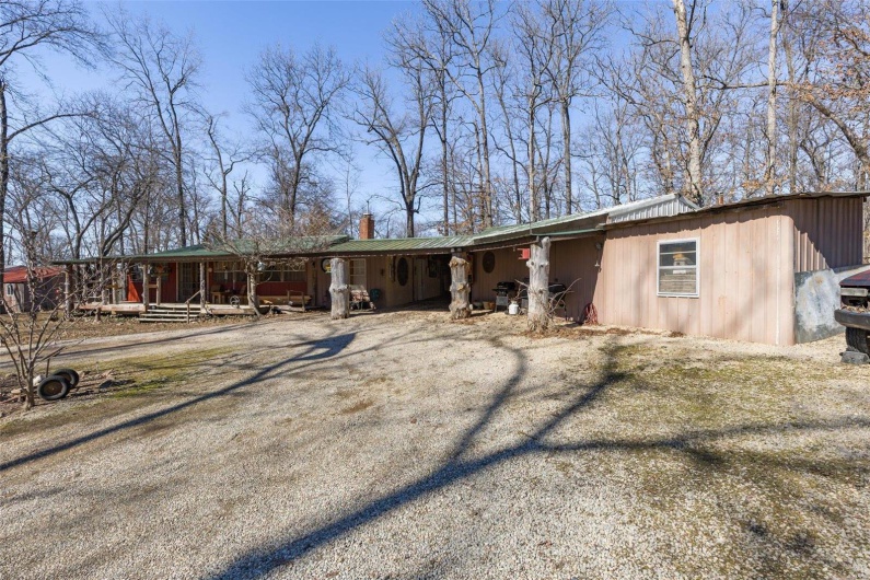 631 Columbia Drive, Bismarck, Missouri 63624, 3 Bedrooms Bedrooms, 7 Rooms Rooms,1 BathroomBathrooms,Residential,For Sale,Columbia,MAR25012146