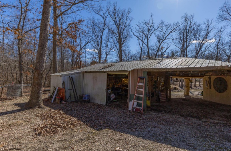 631 Columbia Drive, Bismarck, Missouri 63624, 3 Bedrooms Bedrooms, 7 Rooms Rooms,1 BathroomBathrooms,Residential,For Sale,Columbia,MAR25012146