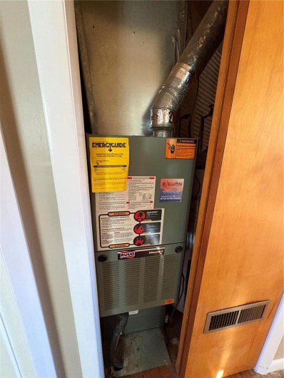 Utilities featuring visible vents