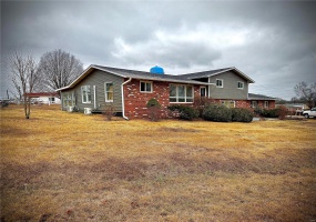 801 Grant, Desloge, Missouri 63601, 4 Bedrooms Bedrooms, 11 Rooms Rooms,3 BathroomsBathrooms,Residential,For Sale,Grant,MAR25006555