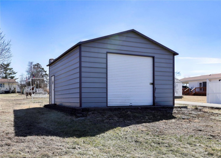 View of outbuilding with an outbuilding