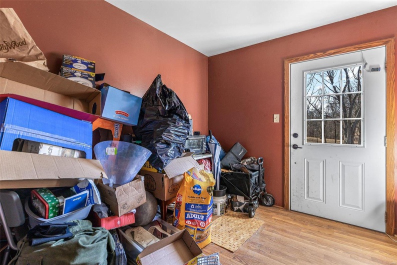 4279 EE Hwy, Farmington, Missouri 63640, 2 Bedrooms Bedrooms, 6 Rooms Rooms,1 BathroomBathrooms,Residential,For Sale,EE,MAR25011892