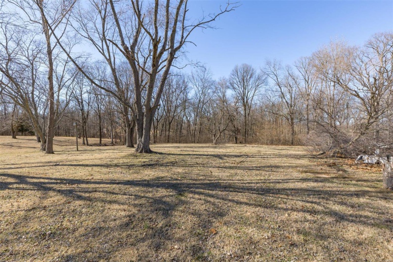 4279 EE Hwy, Farmington, Missouri 63640, 2 Bedrooms Bedrooms, 6 Rooms Rooms,1 BathroomBathrooms,Residential,For Sale,EE,MAR25011892