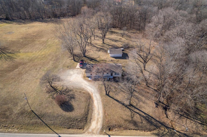 4279 EE Hwy, Farmington, Missouri 63640, 2 Bedrooms Bedrooms, 6 Rooms Rooms,1 BathroomBathrooms,Residential,For Sale,EE,MAR25011892