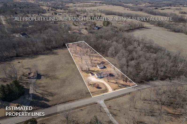 4279 EE Hwy, Farmington, Missouri 63640, 2 Bedrooms Bedrooms, 6 Rooms Rooms,1 BathroomBathrooms,Residential,For Sale,EE,MAR25011892