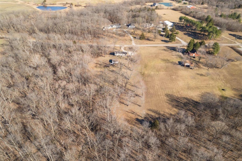 4279 EE Hwy, Farmington, Missouri 63640, 2 Bedrooms Bedrooms, 6 Rooms Rooms,1 BathroomBathrooms,Residential,For Sale,EE,MAR25011892