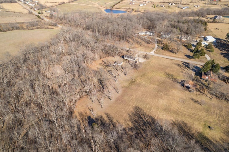 4279 EE Hwy, Farmington, Missouri 63640, 2 Bedrooms Bedrooms, 6 Rooms Rooms,1 BathroomBathrooms,Residential,For Sale,EE,MAR25011892