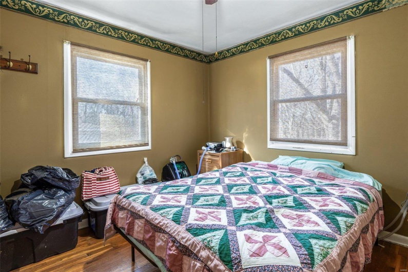 4279 EE Hwy, Farmington, Missouri 63640, 2 Bedrooms Bedrooms, 6 Rooms Rooms,1 BathroomBathrooms,Residential,For Sale,EE,MAR25011892