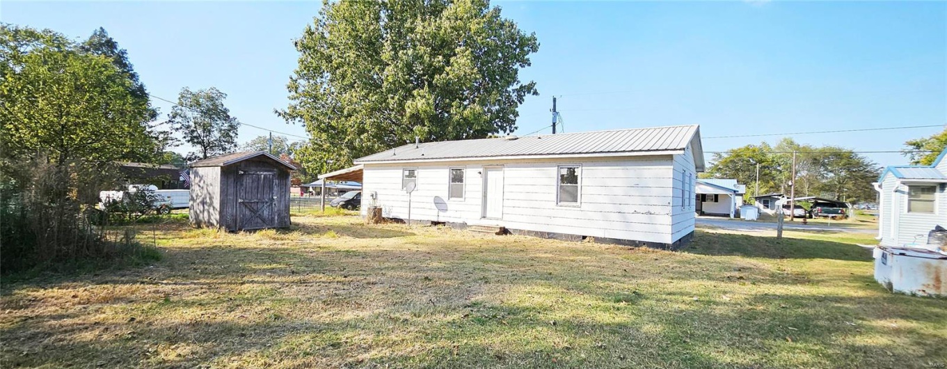109 Falcon Lane, East Prairie, Missouri 63845, 3 Bedrooms Bedrooms, 6 Rooms Rooms,1 BathroomBathrooms,Residential,For Sale,Falcon,MAR24067574