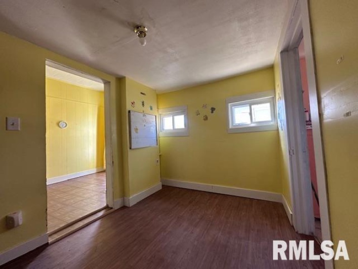918 UNION Street, Marion, Illinois 62959, 4 Bedrooms Bedrooms, 0 ,1 BathroomBathrooms,Residential,For Sale,UNION,0,RMAEB456924