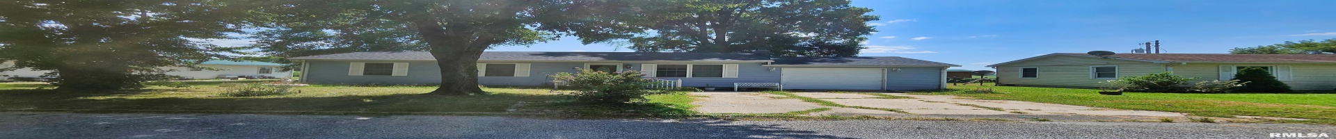 Residential For Sale 93 SEMINOLE Street, McClure, Illinois 62957, 3 Bedrooms Bedrooms, ,1 BathroomBathrooms,Residential,For Sale,SEMINOLE,RMAEB454831