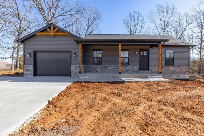 242 Mont Rouge, Bonne Terre, Missouri 63628, 2 Bedrooms Bedrooms, 3 Rooms Rooms,1 BathroomBathrooms,Residential,For Sale,Mont Rouge,MAR25010380