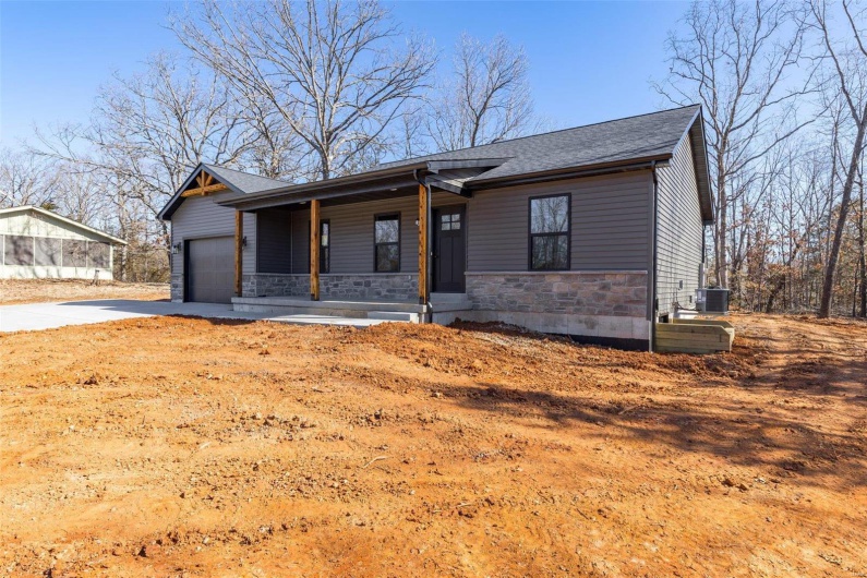 242 Mont Rouge, Bonne Terre, Missouri 63628, 2 Bedrooms Bedrooms, 3 Rooms Rooms,1 BathroomBathrooms,Residential,For Sale,Mont Rouge,MAR25010380