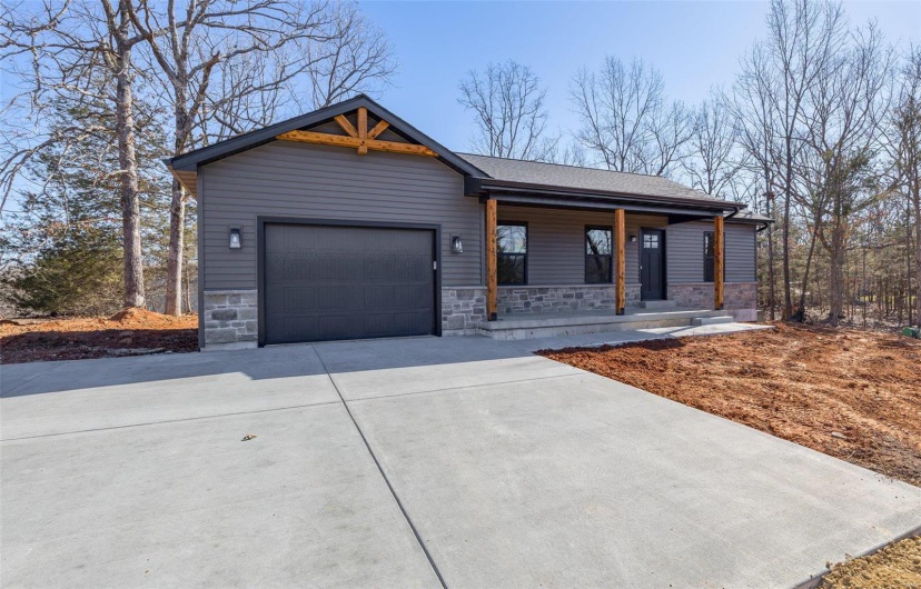 242 Mont Rouge, Bonne Terre, Missouri 63628, 2 Bedrooms Bedrooms, 3 Rooms Rooms,1 BathroomBathrooms,Residential,For Sale,Mont Rouge,MAR25010380