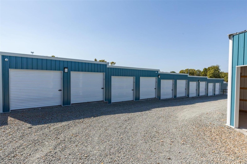 3400 Commonwealth Road, Park Hills, Missouri 63601, ,Commercial Sale,For Sale,Commonwealth,MAR24065967