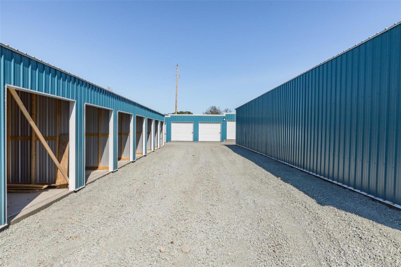3400 Commonwealth Road, Park Hills, Missouri 63601, ,Commercial Sale,For Sale,Commonwealth,MAR24065967