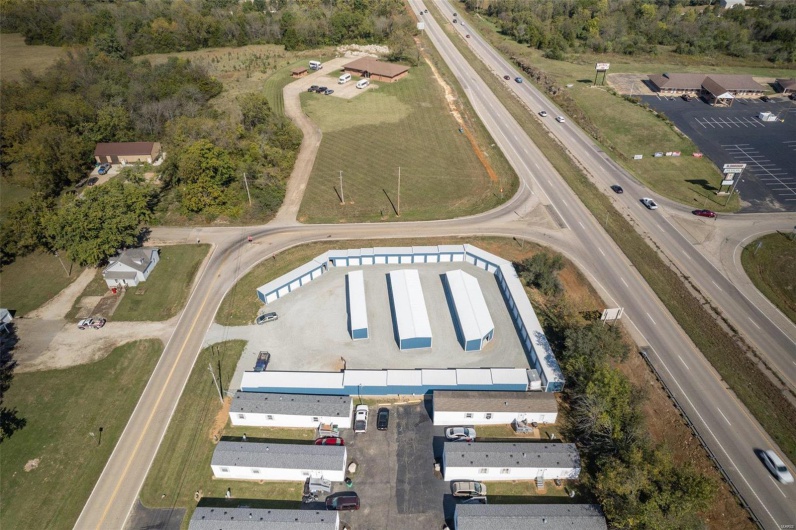 3400 Commonwealth Road, Park Hills, Missouri 63601, ,Commercial Sale,For Sale,Commonwealth,MAR24065967