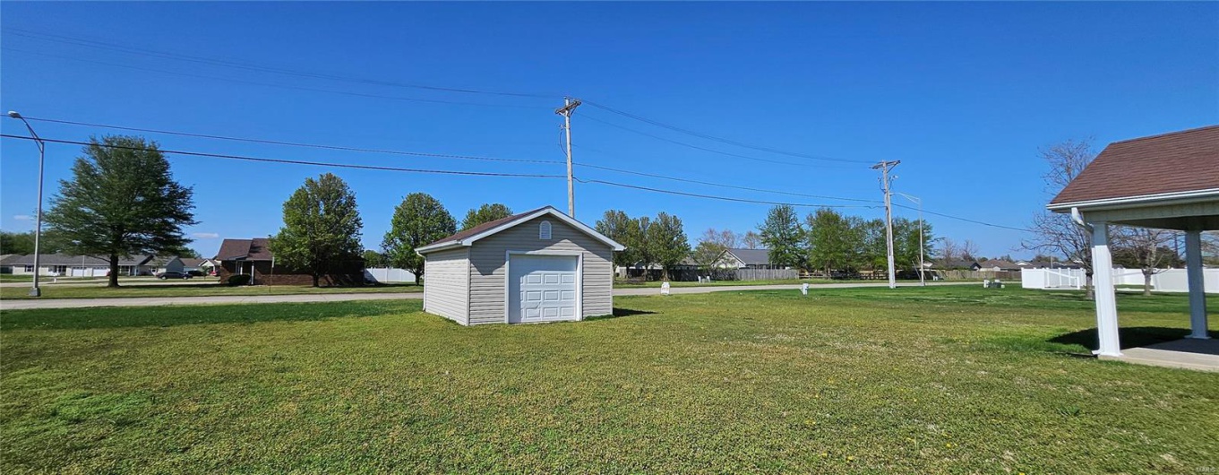 1140 Daffodil Drive, Sikeston, Missouri 63801, 3 Bedrooms Bedrooms, 7 Rooms Rooms,2 BathroomsBathrooms,Residential,For Sale,Daffodil,MAR25012361