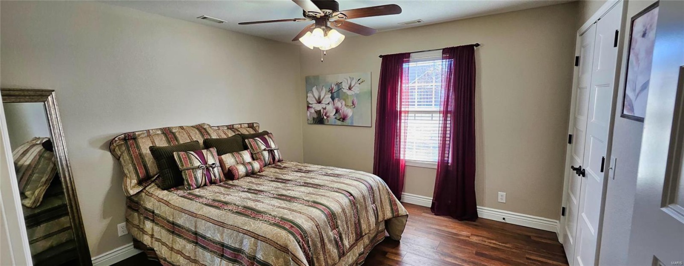 1140 Daffodil Drive, Sikeston, Missouri 63801, 3 Bedrooms Bedrooms, 7 Rooms Rooms,2 BathroomsBathrooms,Residential,For Sale,Daffodil,MAR25012361