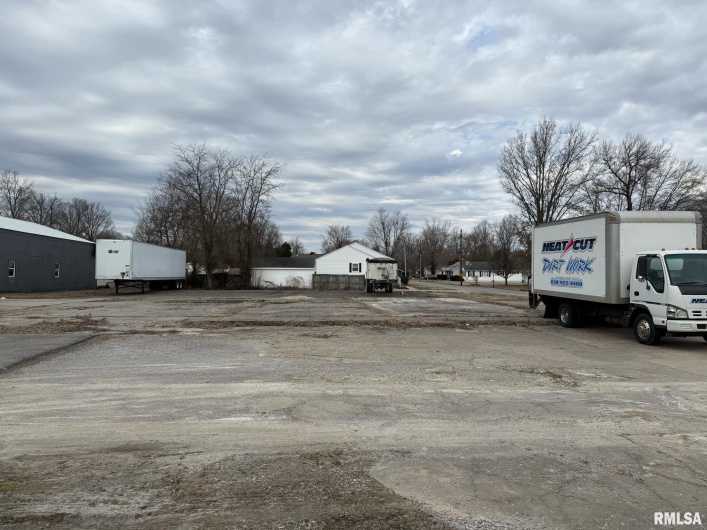 1200 COURT Street, Marion, Illinois 62959, 0 , 0 ,0,Commercial Sale,For Sale,COURT,0,RMAEB456937
