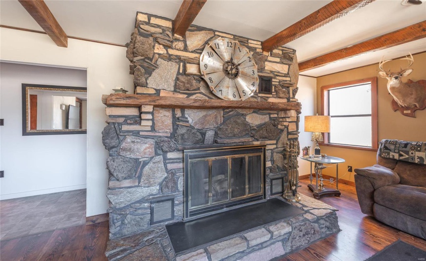 1885 Wayne Co 371, Piedmont, Missouri 63957, 6 Bedrooms Bedrooms, 8 Rooms Rooms,2 BathroomsBathrooms,Farm,For Sale,Wayne Co 371,MAR25012379