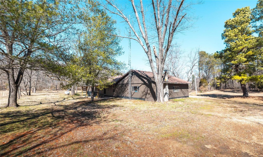 1885 Wayne Co 371, Piedmont, Missouri 63957, 6 Bedrooms Bedrooms, 8 Rooms Rooms,2 BathroomsBathrooms,Farm,For Sale,Wayne Co 371,MAR25012379