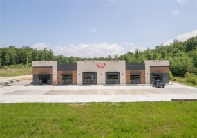 2000 Shelby Road, Poplar Bluff, Missouri 63901, ,Commercial Lease,For Sale,Shelby,MAR23048846