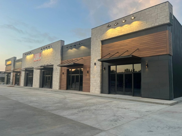 2000 Shelby Road, Poplar Bluff, Missouri 63901, ,Commercial Lease,For Sale,Shelby,MAR23048846