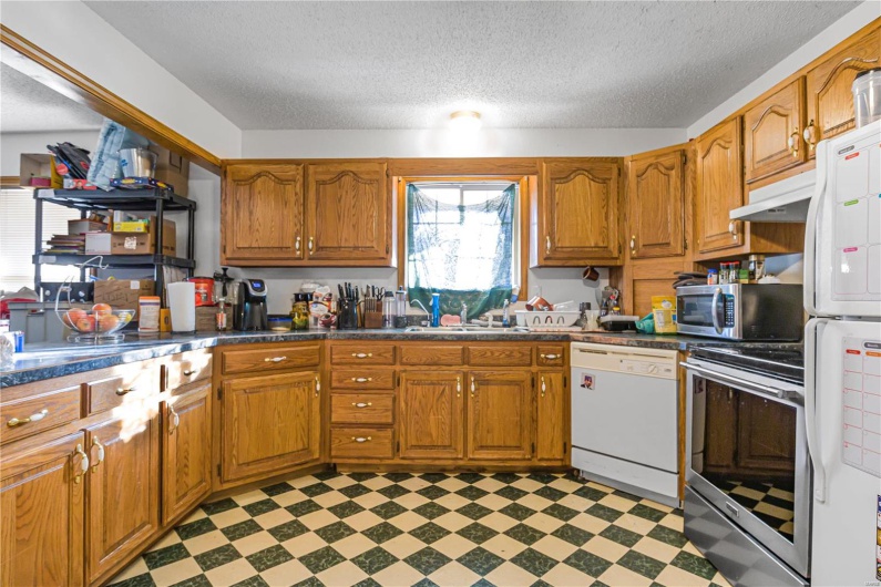 1321 Madison 203, Fredericktown, Missouri 63645, 3 Bedrooms Bedrooms, 7 Rooms Rooms,2 BathroomsBathrooms,Residential,For Sale,Madison 203,MAR24075447