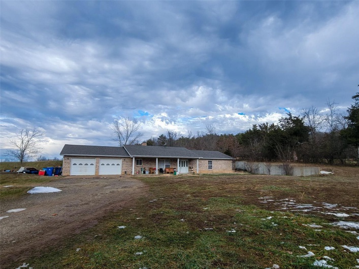 1321 Madison 203, Fredericktown, Missouri 63645, 3 Bedrooms Bedrooms, 7 Rooms Rooms,2 BathroomsBathrooms,Residential,For Sale,Madison 203,MAR24075447