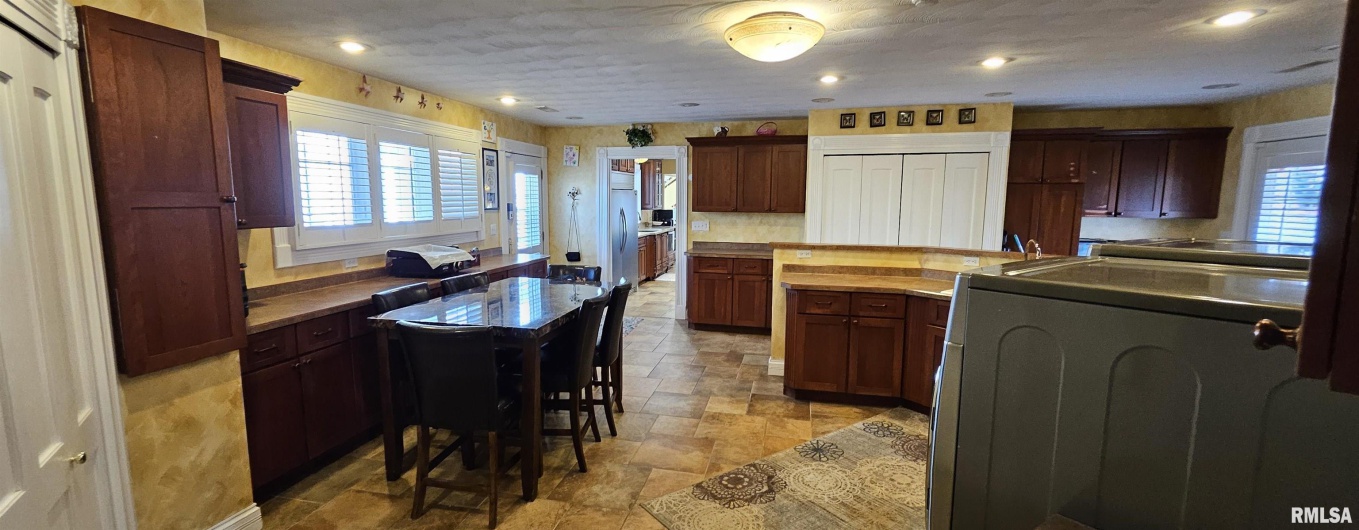 645 Springville Hill Road, Jonesboro, Illinois 62952, 4 Bedrooms Bedrooms, 0 ,3 BathroomsBathrooms,Residential,For Sale,Springville Hill,0,RMAEB456955