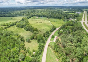 10374 Highway 60, Poplar Bluff, Missouri 63901, 3 Bedrooms Bedrooms, 8 Rooms Rooms,2 BathroomsBathrooms,Farm,For Sale,Highway 60,MAR23048173