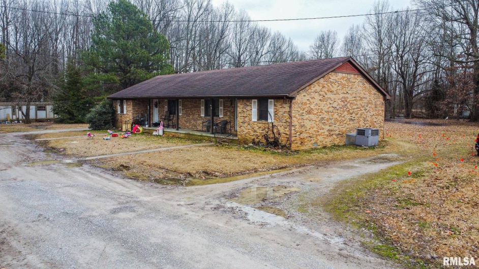 1 WALTER Drive, Metropolis, Illinois 62960, 0 , 0 ,0,Commercial Sale,For Sale,WALTER,0,RMAEB456970