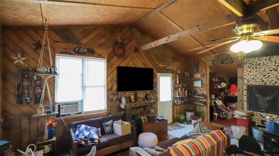 1520 Madison 9346, Fredericktown, Missouri 63964, 2 Bedrooms Bedrooms, 5 Rooms Rooms,1 BathroomBathrooms,Farm,For Sale,Madison 9346,MAR25012849
