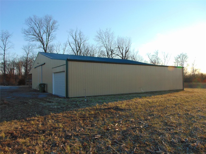3350 Elkville Road, Vergennes, Illinois 62994, 2 Bedrooms Bedrooms, 6 Rooms Rooms,2 BathroomsBathrooms,Residential,For Sale,Elkville,MAR25013008